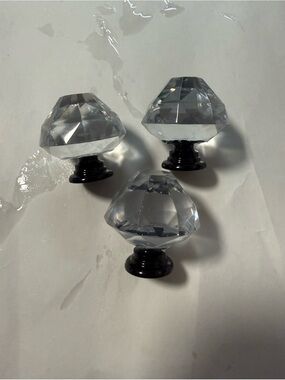 Faceted Clear Acrylic Cabinet Knob with Black Base